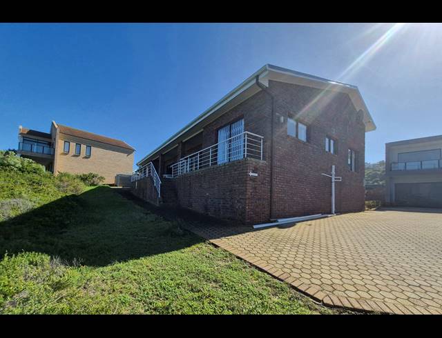 5 BEDROOM HOUSE FOR SALE IN DANA BAY